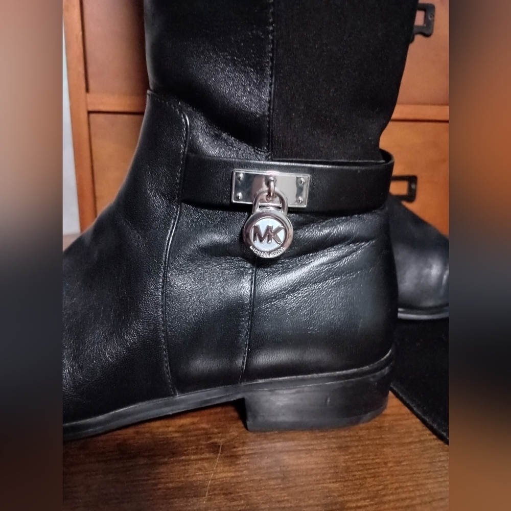 Michael Kors Hamilton Black Leather + Stretch Riding Boots_6M - Picture 2 of 9